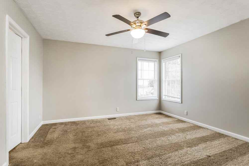 90 Hillwood Dr - Photo 7 of 16