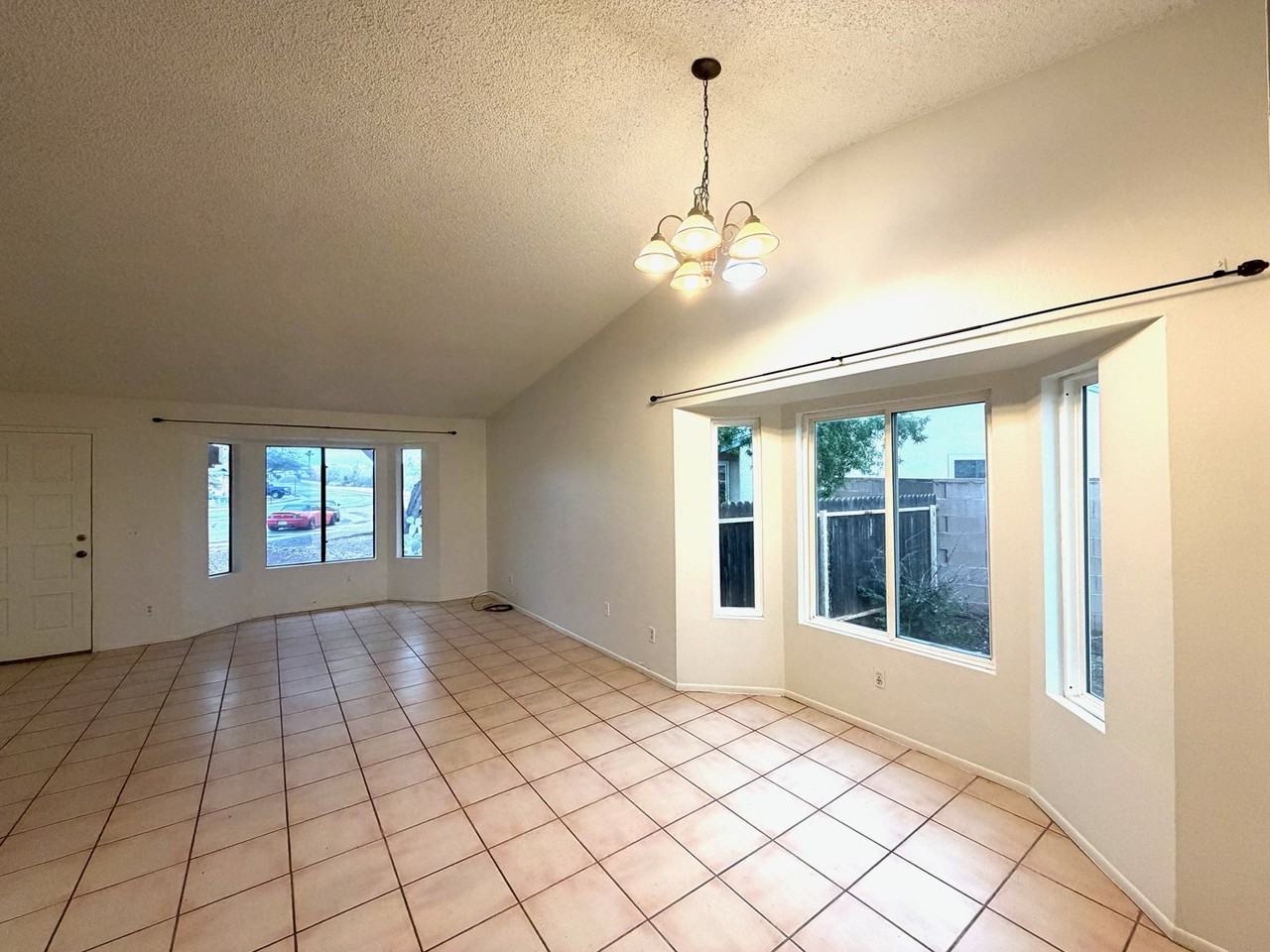 10106 E Calle Del Este #1 - Photo 5 of 16