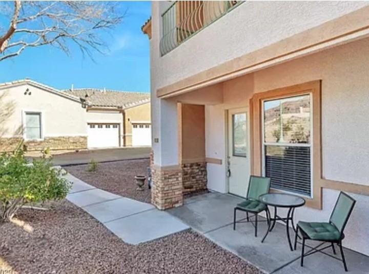 237 Garrett Ln #6 - Photo 2 of 12