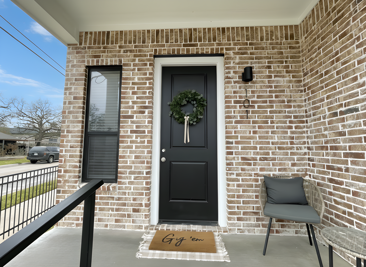 201 Fairway Dr #1 - Photo 5 of 18
