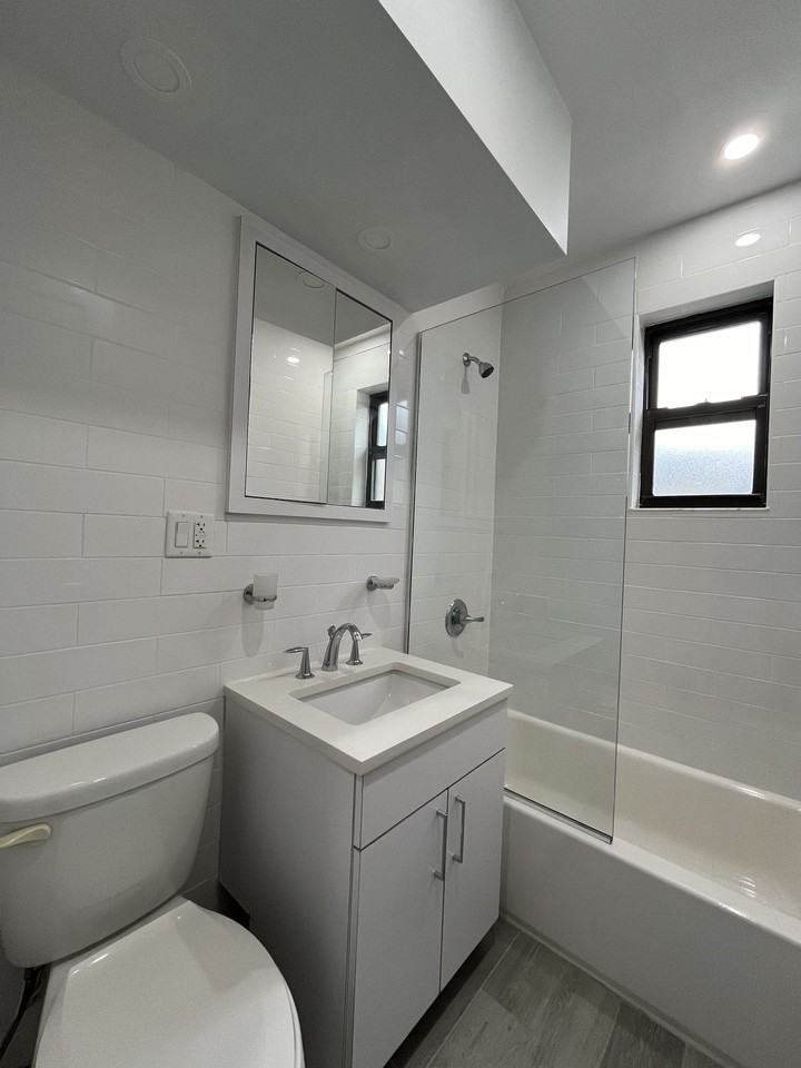 Beekman Pl #5B - Photo 7 of 20