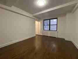 featured image of 20 5th Ave #3E