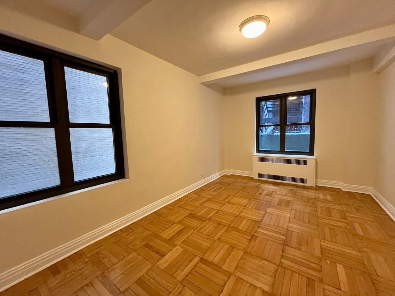 E 56th St #8A - Photo 5 of 8