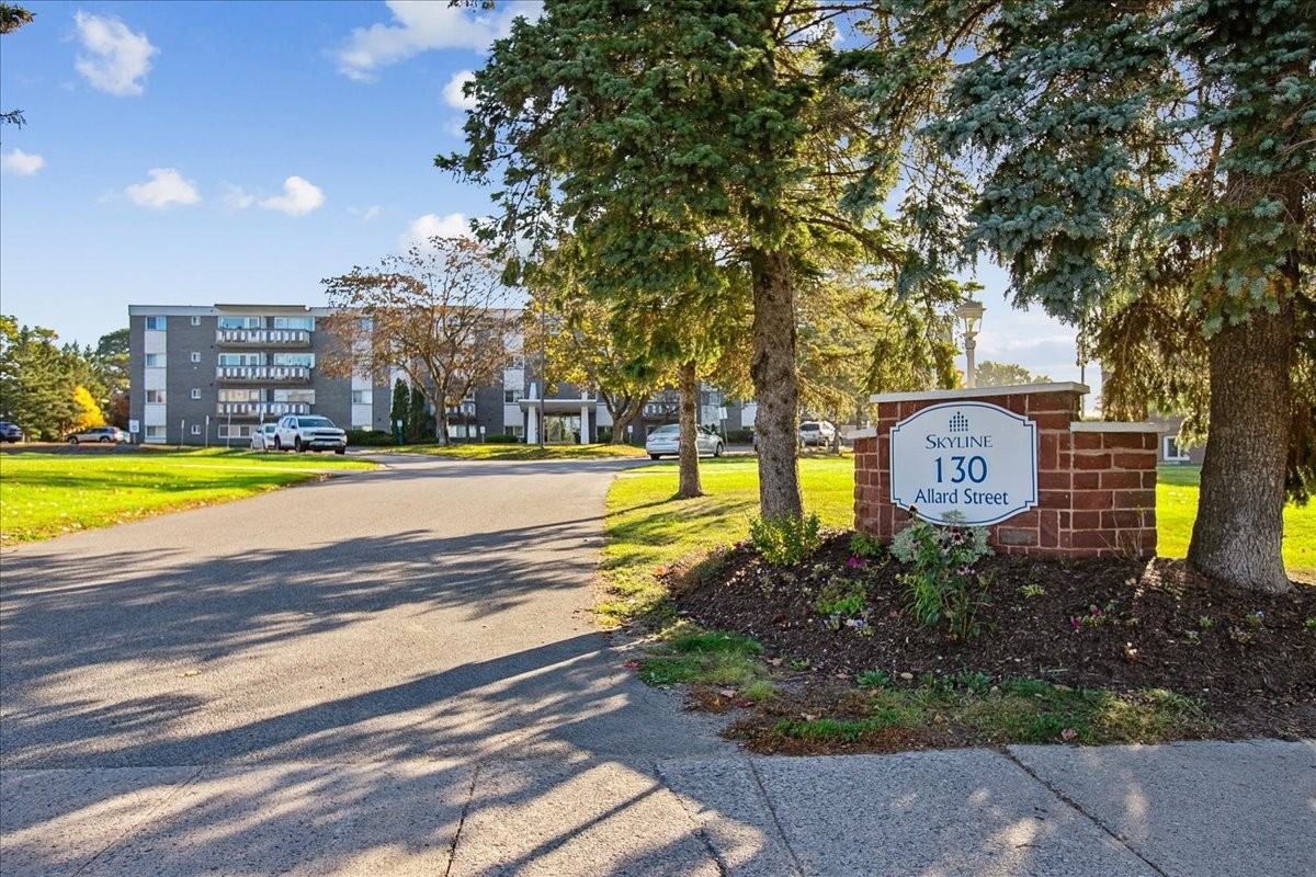 Ruscio Villa Apartments - Photo 2 of 25