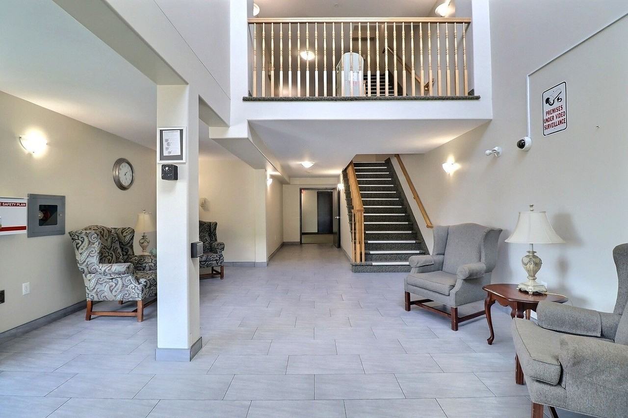 Château Mapleton Apartments - Photo 6 of 25