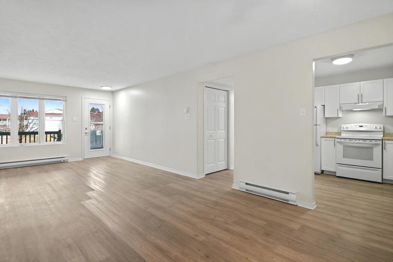 Mapleton Village Apartments - Photo 7 of 20