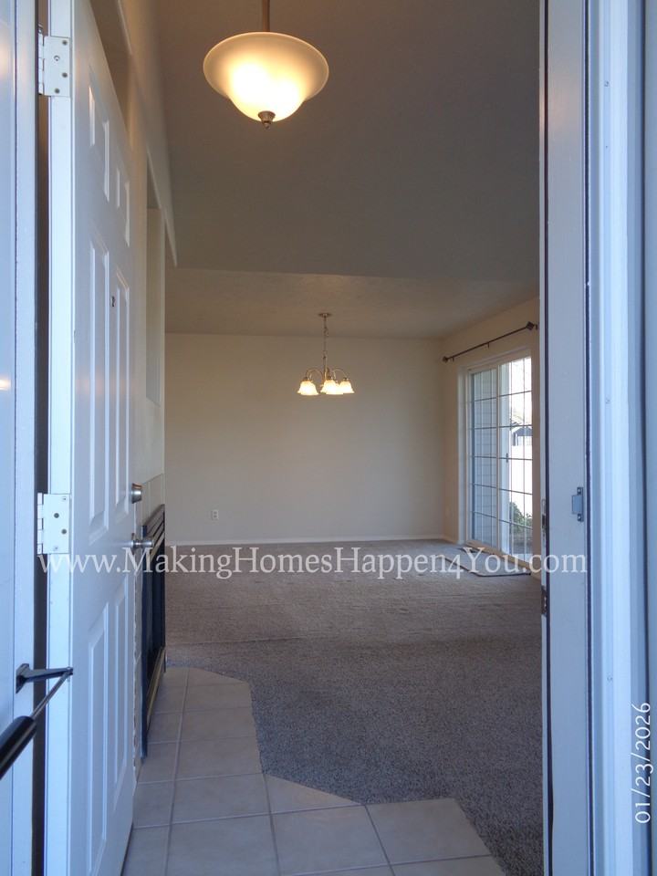 7475 Parkplace Dr Ne #1 - Photo 3 of 50