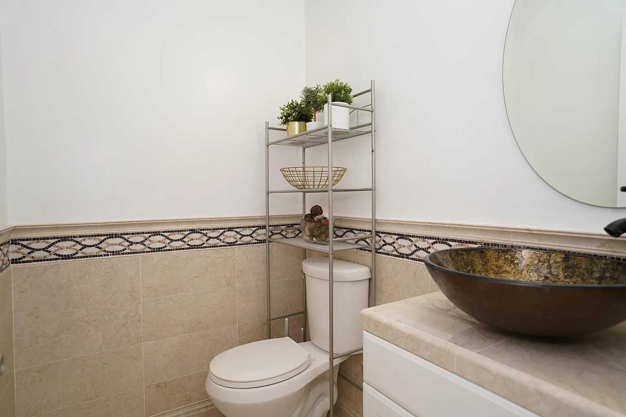 8765 Bretton Woods Court - Photo 7 of 28