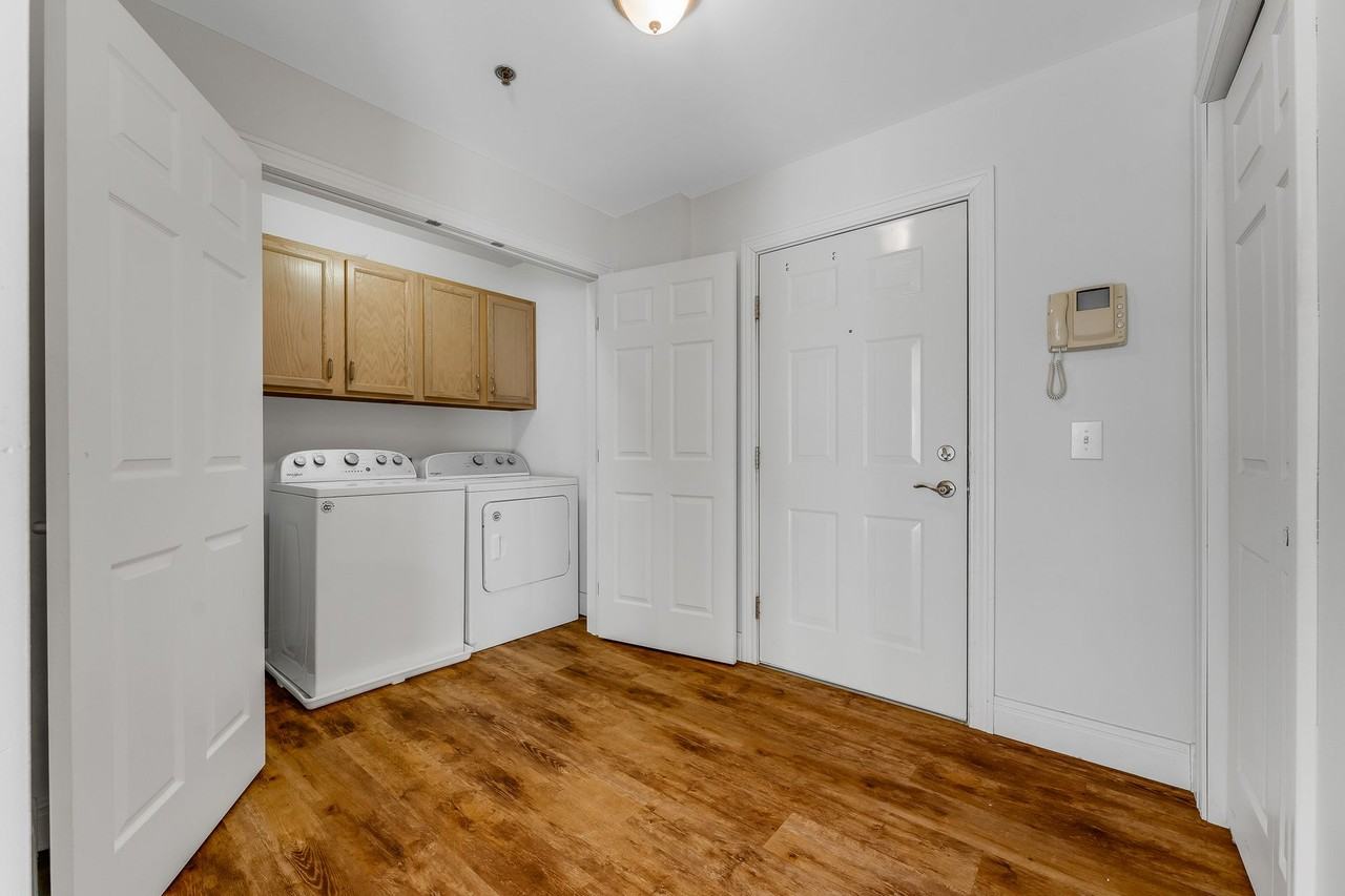 West Park Condos - Photo 3 of 34