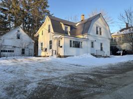 featured image of 38 Park Ave #1