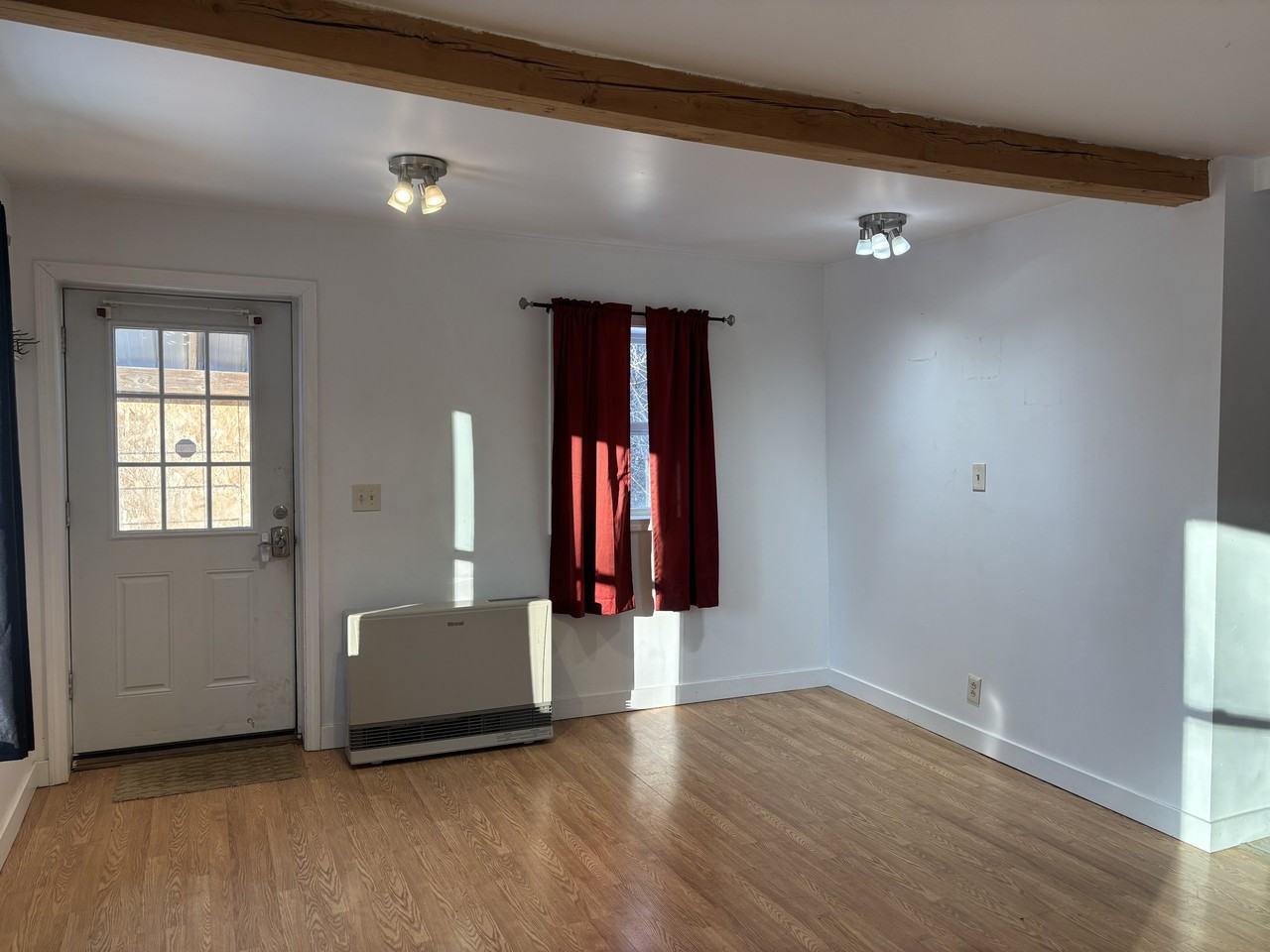 38 Park Ave #1 - Photo 3 of 17