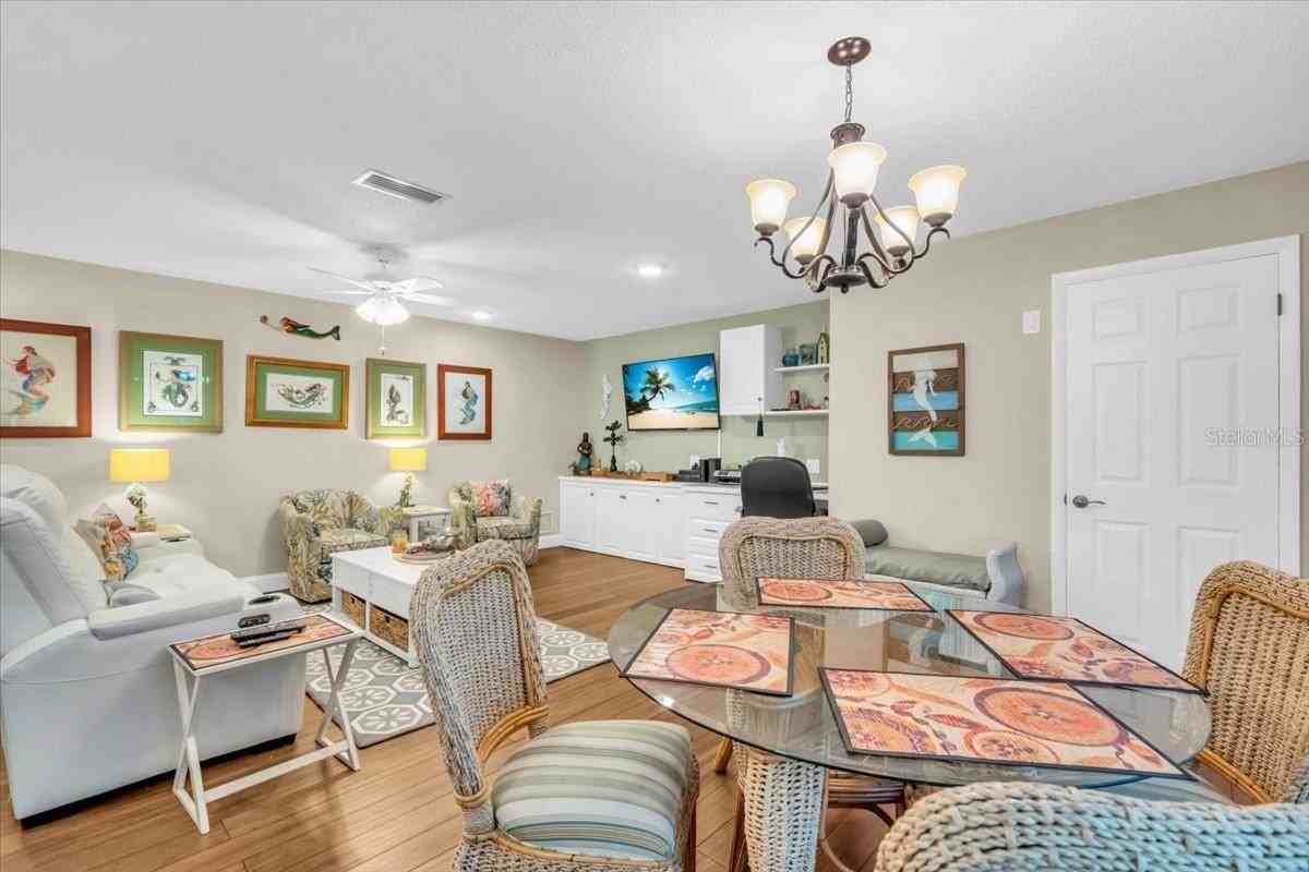 5725 80th St N #210 - Photo 6 of 17