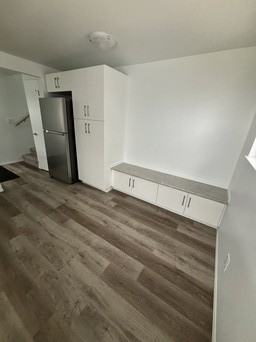 11208 51 St Nw Uppr - Photo 4 of 16