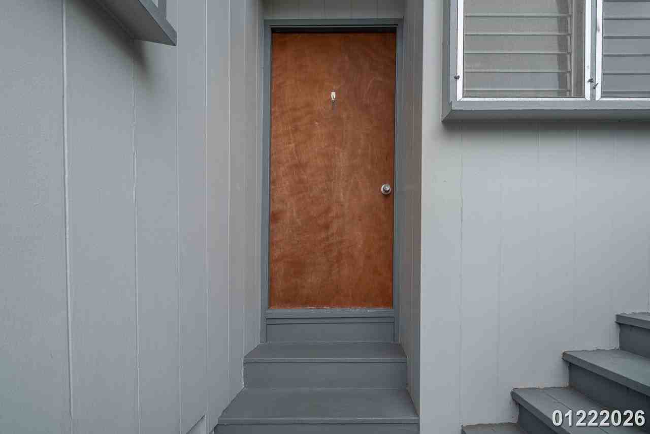 3033 Woolsey Pl - Photo 3 of 21