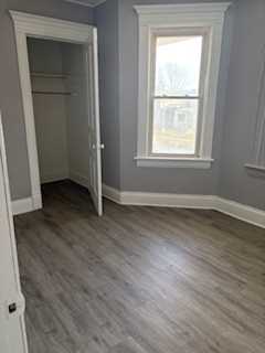 219 N Washington Ave #1 - Photo 4 of 6