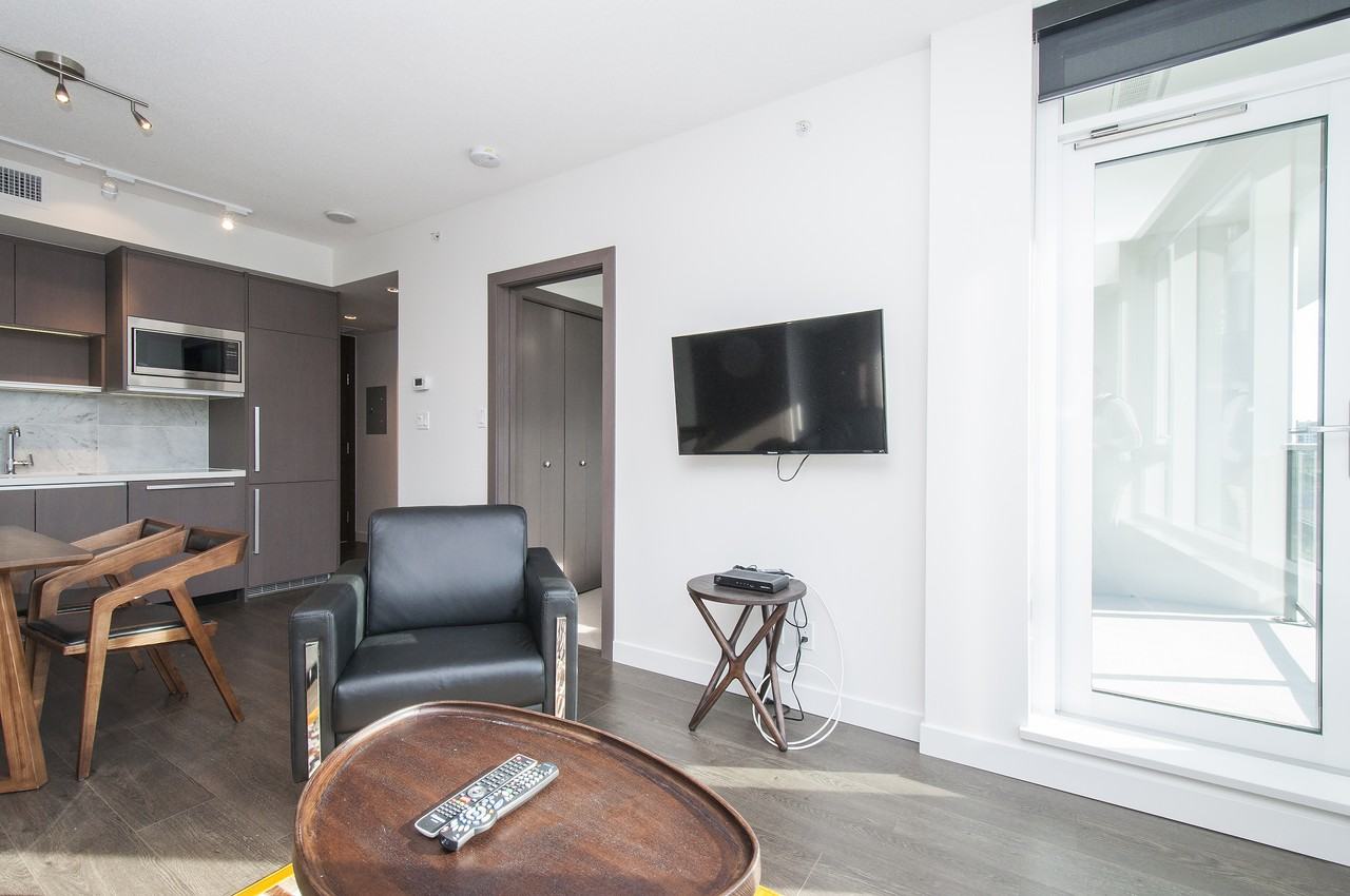38 Smithe Street #1055 - Photo 5 of 17