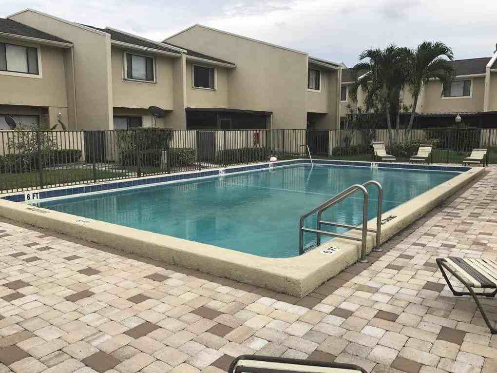 139 Sparrow Dr - Photo 6 of 11