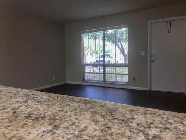 5205 Eadie Pl - Photo 7 of 19