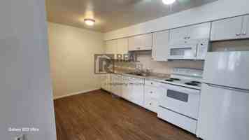 featured image of 2500 Windwood Dr #E8