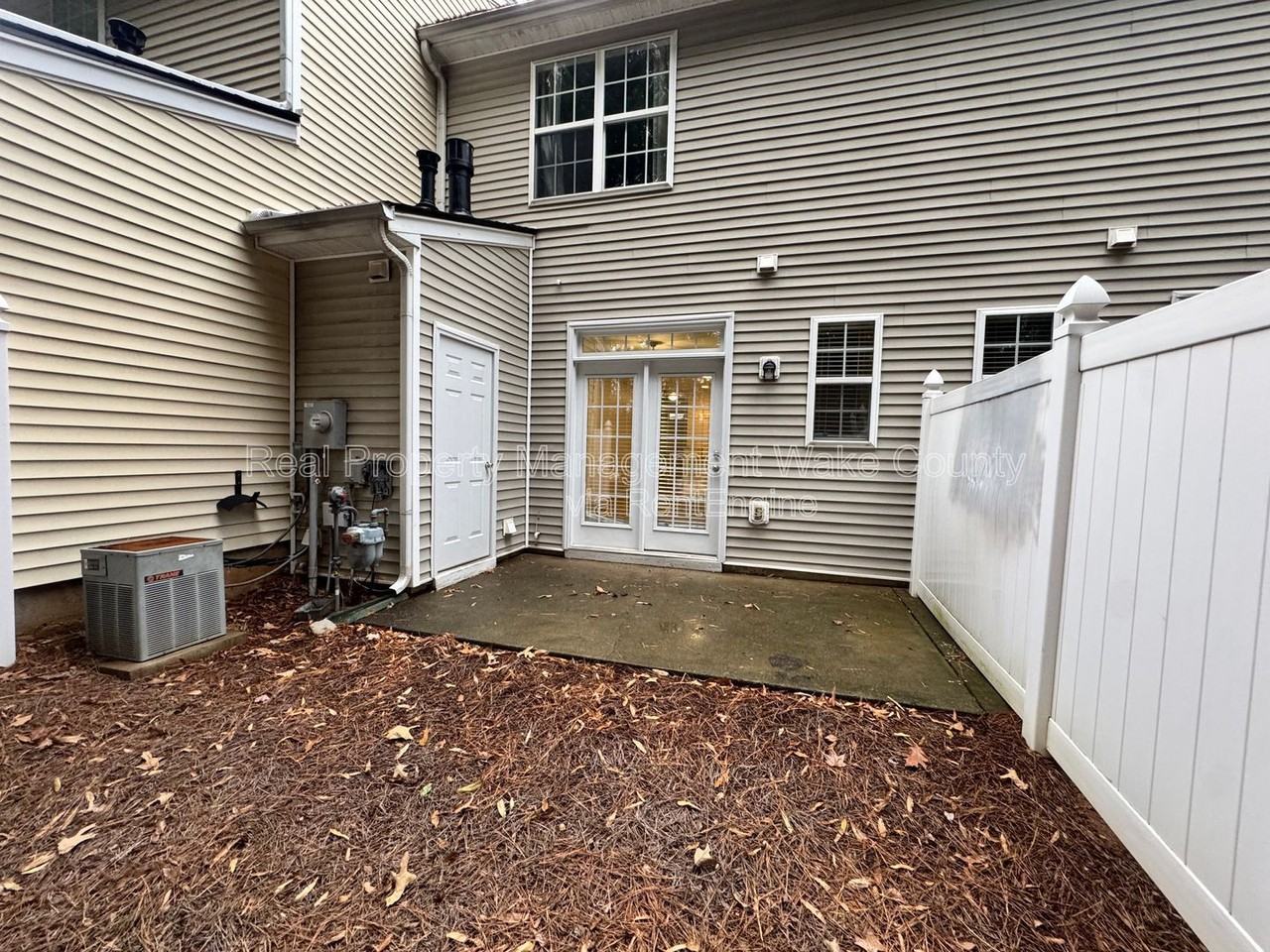 8215 Martello Ln - Photo 2 of 24