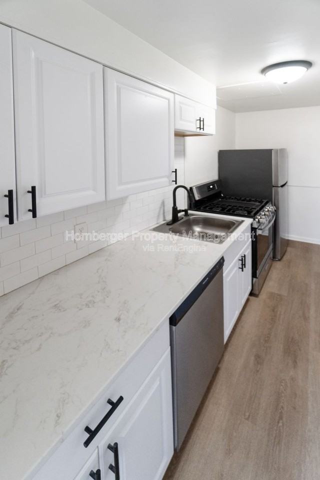 1911 W 2nd Ave #2 - Photo 7 of 18