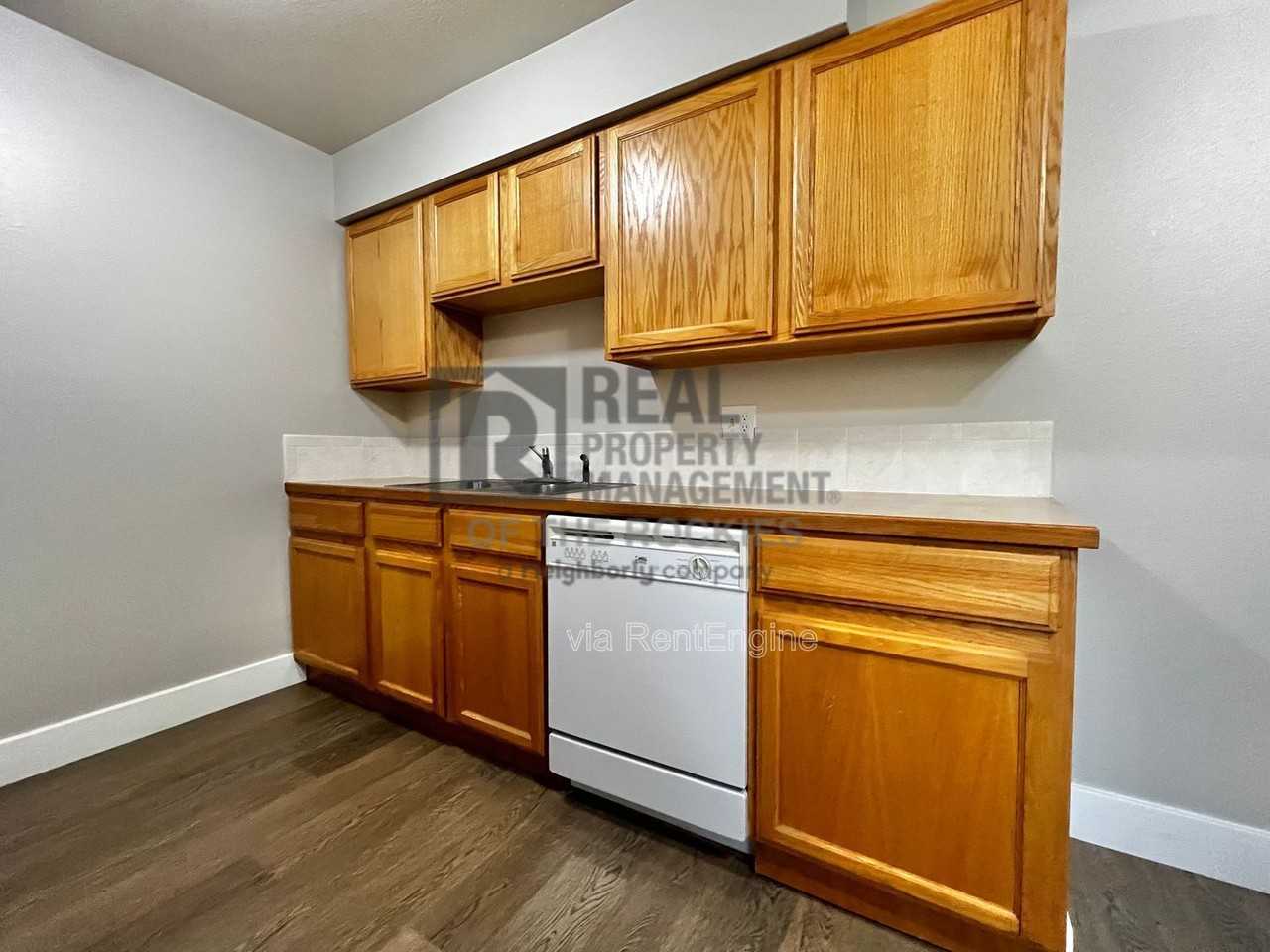 1850 Laporte Ave #D22 - Photo 4 of 10