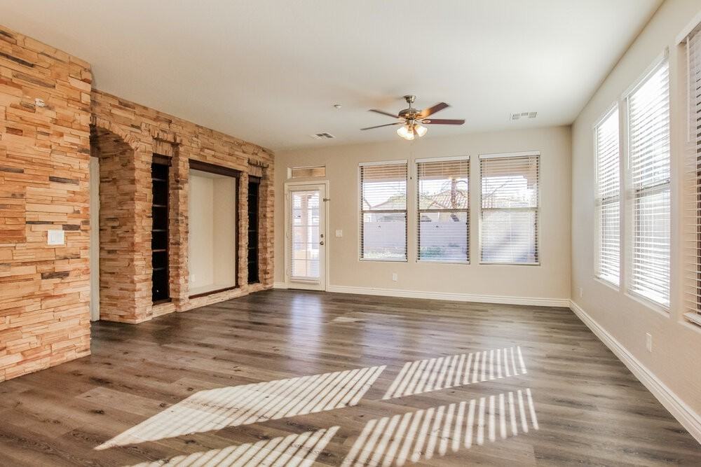 29751 N 121st Dr - Photo 4 of 16