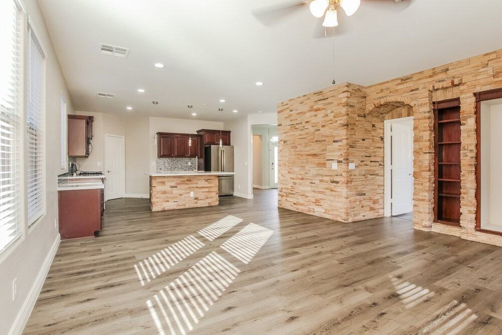 29751 N 121st Dr - Photo 5 of 16