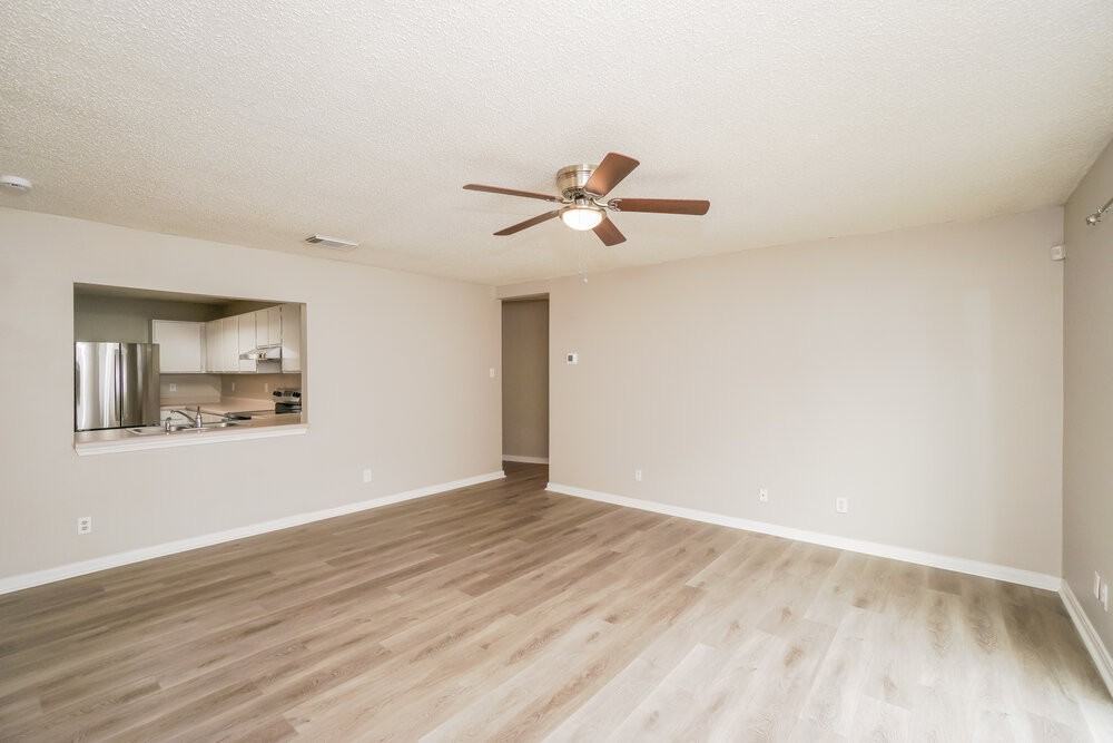 8339 Morning Grove Dr - Photo 4 of 16