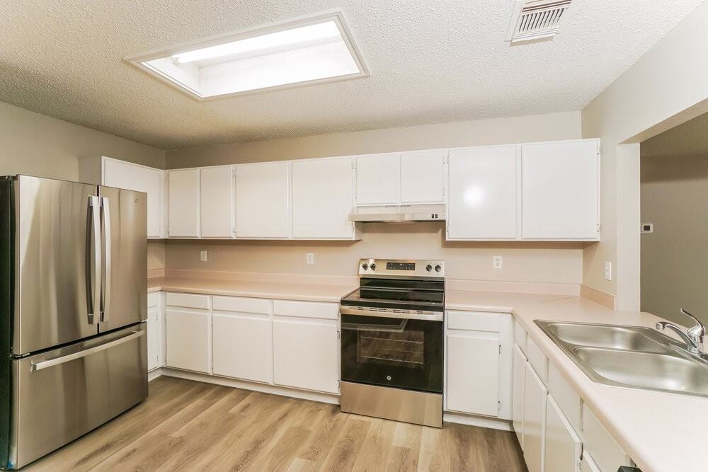 8339 Morning Grove Dr - Photo 7 of 16