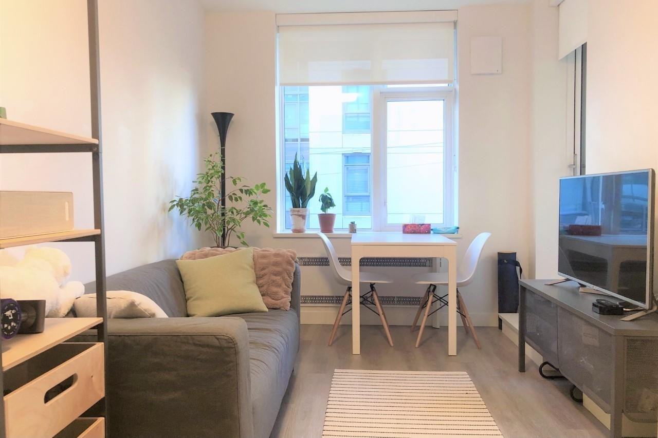 209 East 7th Avenue - Photo 2 of 9