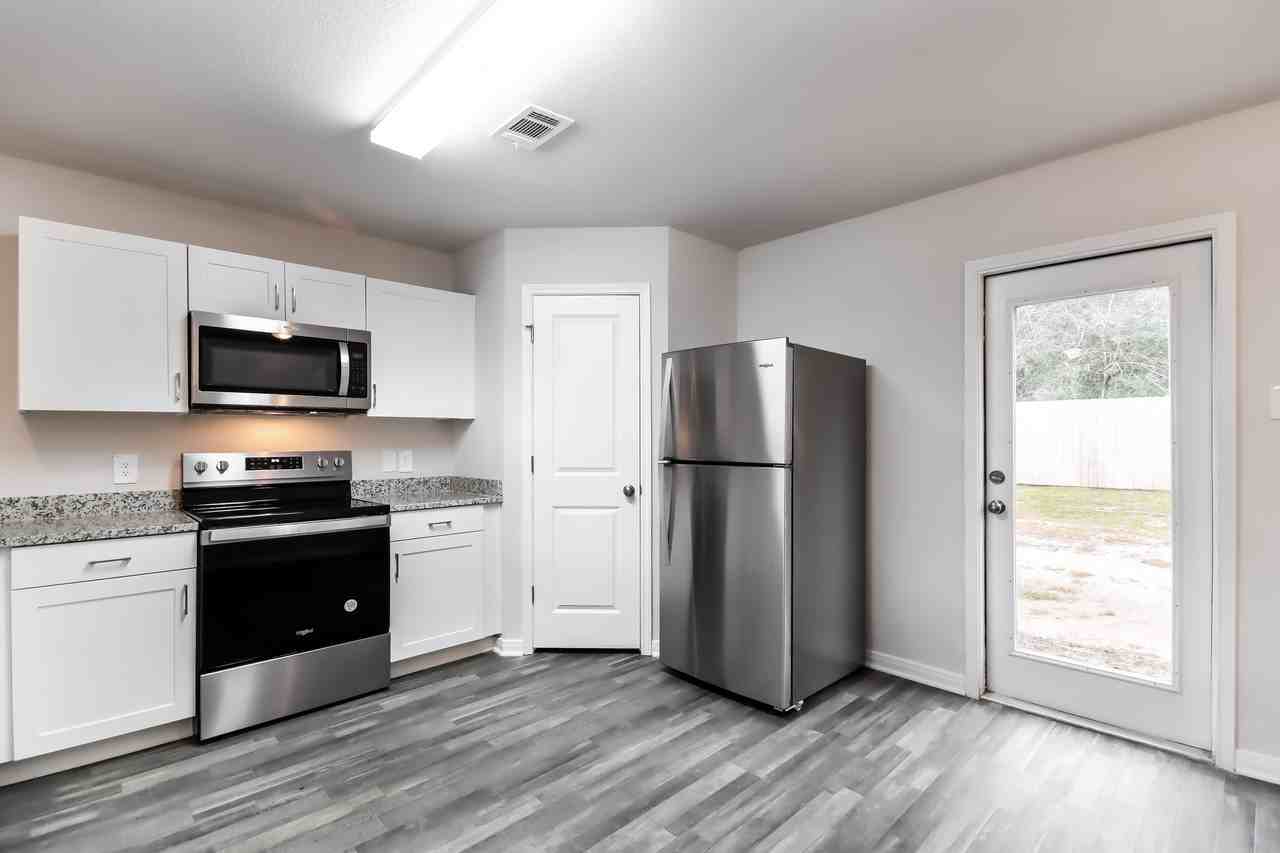 15580 Briar Forest Dr - Photo 6 of 19