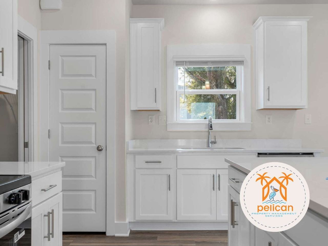 1112 N I St - Photo 7 of 47