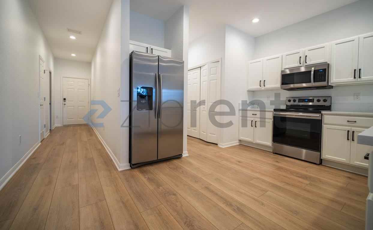 4648 Vignette Way - Photo 4 of 21