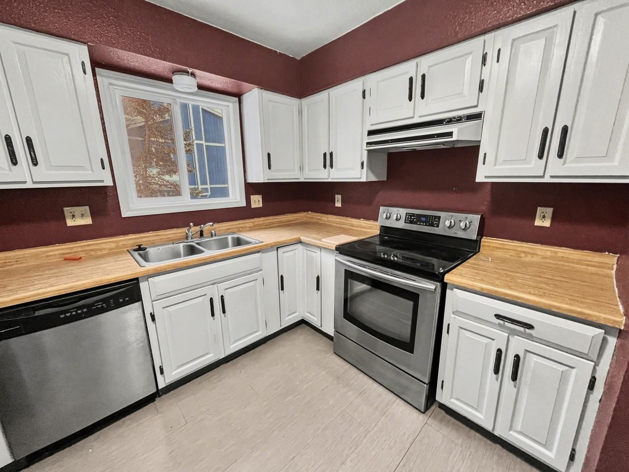 8420 E 32nd Ave #B - Photo 5 of 8