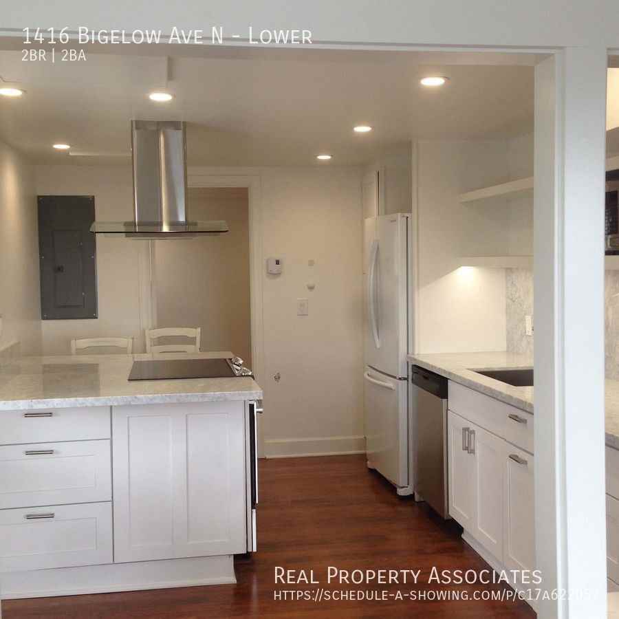 1416 Bigelow Ave N - Photo 3 of 10