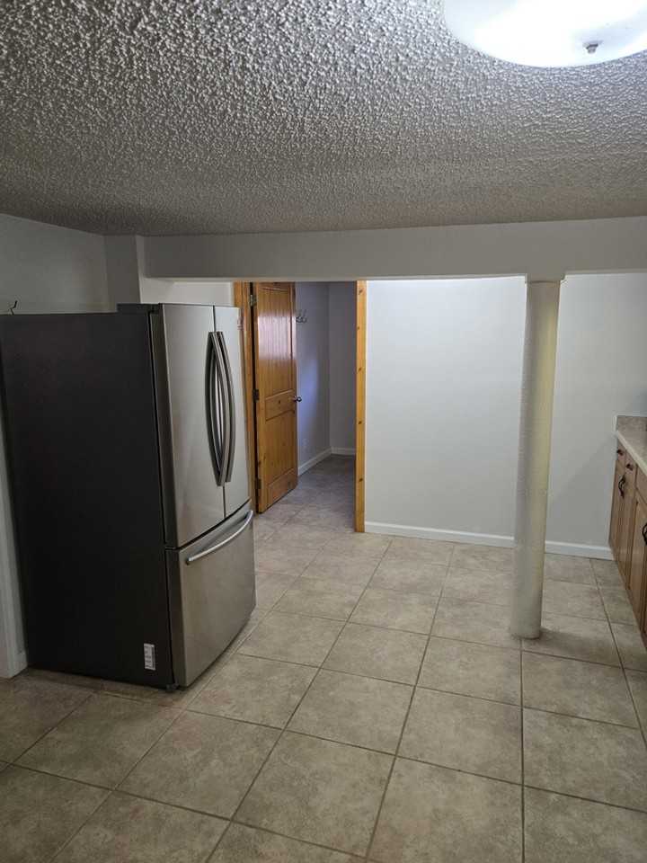 1205 W Sylvan Dr #2A - Photo 7 of 12