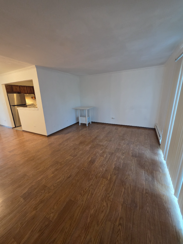 1525 Norway Ln - Photo 4 of 16