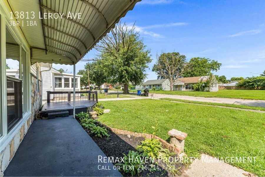 13813 Leroy Ave - Photo 3 of 23