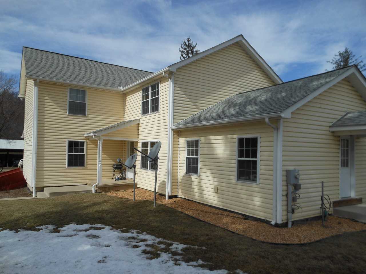 592 S Sleepy Creek Rd - Photo 2 of 22