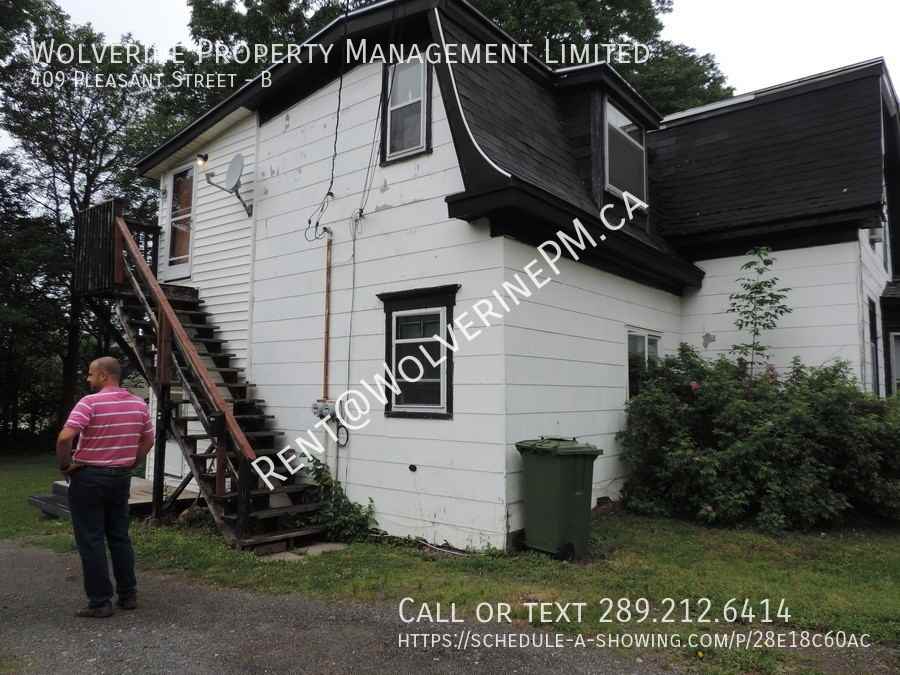409 Pleasant St #B - Photo 4 of 14