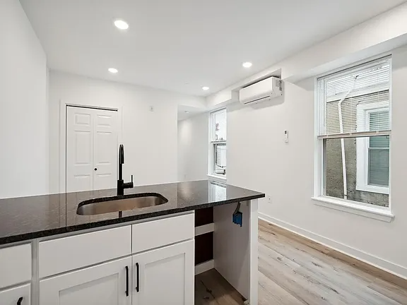 3458 Frankford Ave #10 - Photo 2 of 10