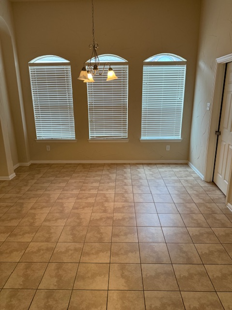 1725 Running River Dr - Photo 4 of 5