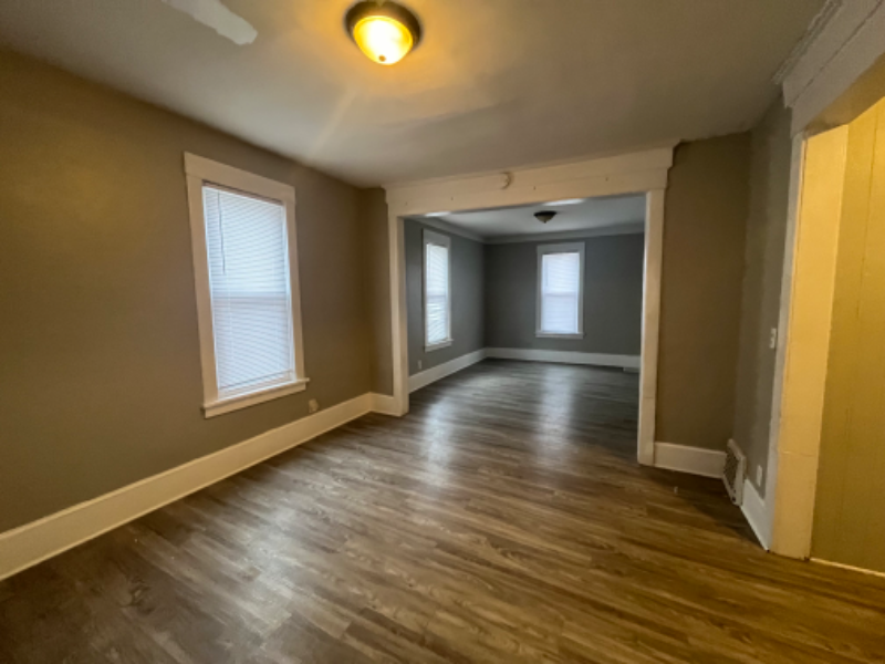 1625 37th St - Photo 4 of 20