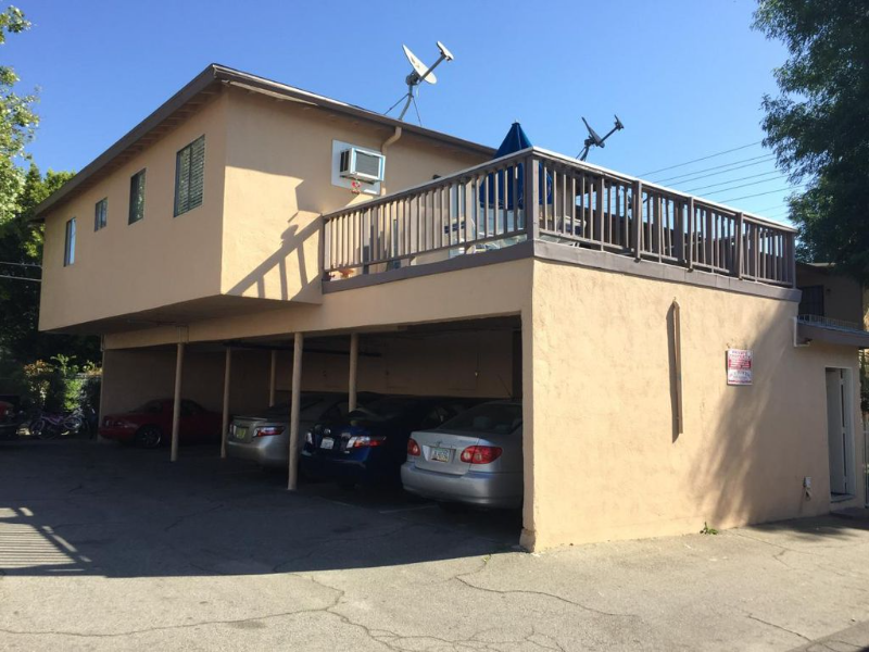 5921 Cahuenga Blvd #1 - Photo 3 of 17