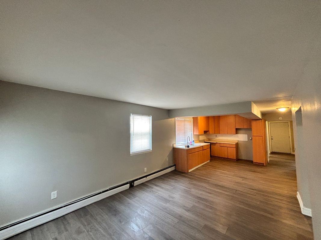 21456 Audrey Ave - Photo 2 of 10