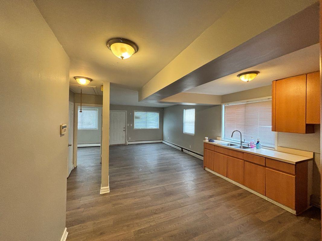 21456 Audrey Ave - Photo 3 of 10