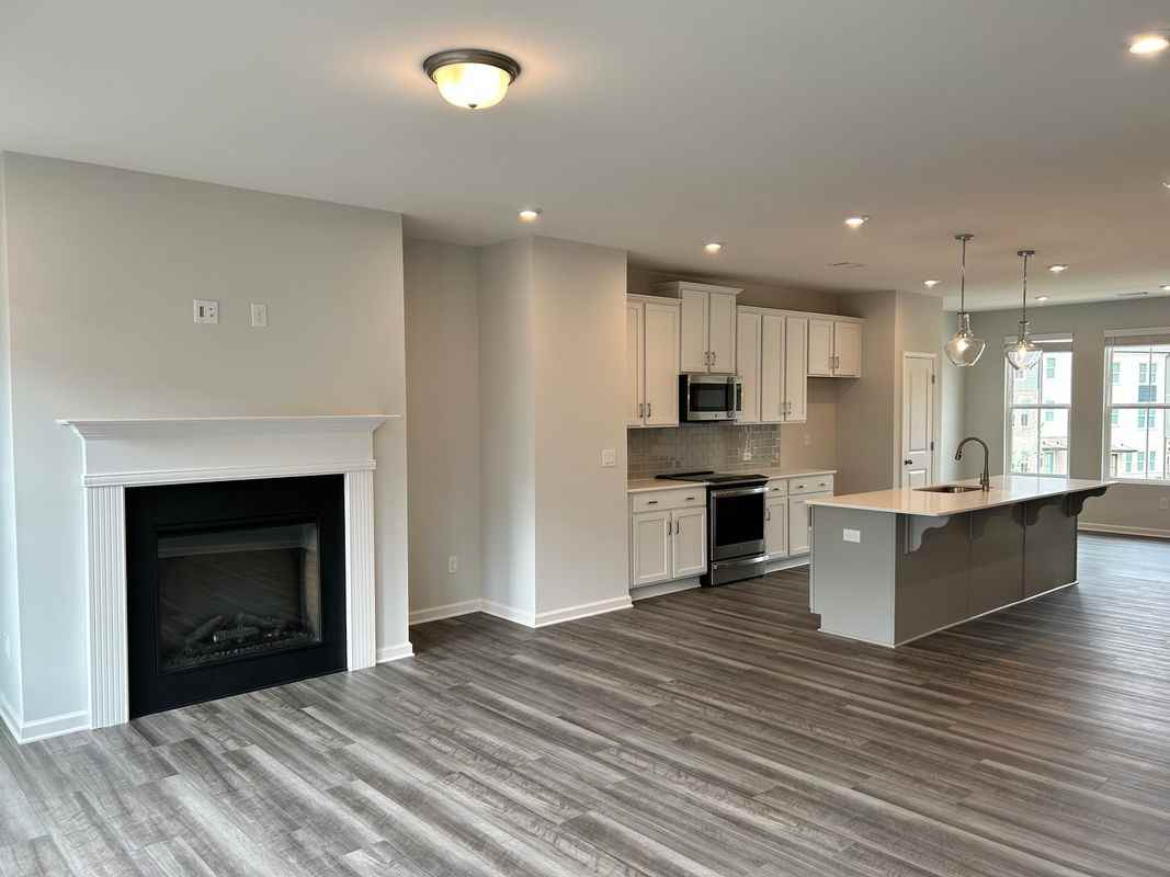 709 Payton Ln - Photo 6 of 29