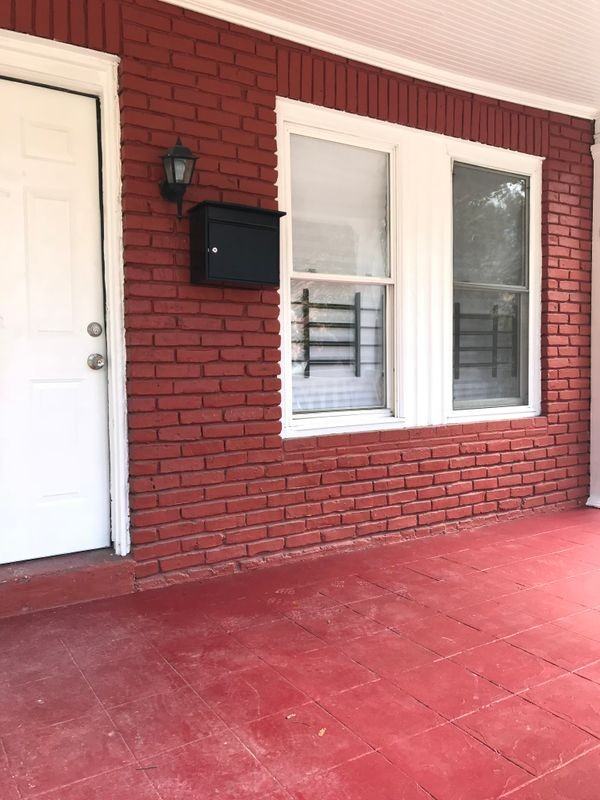 323 Collins Ave - Photo 2 of 19