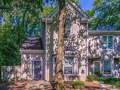 1501 Defoors Lndg Nw - Photo 2 of 28